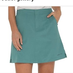 NEW / NWT Arctix Women's Mini Skirt in Teal
